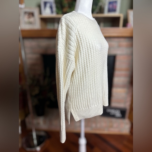 Ann Taylor cream cable knit sweater - Picture 2 of 6